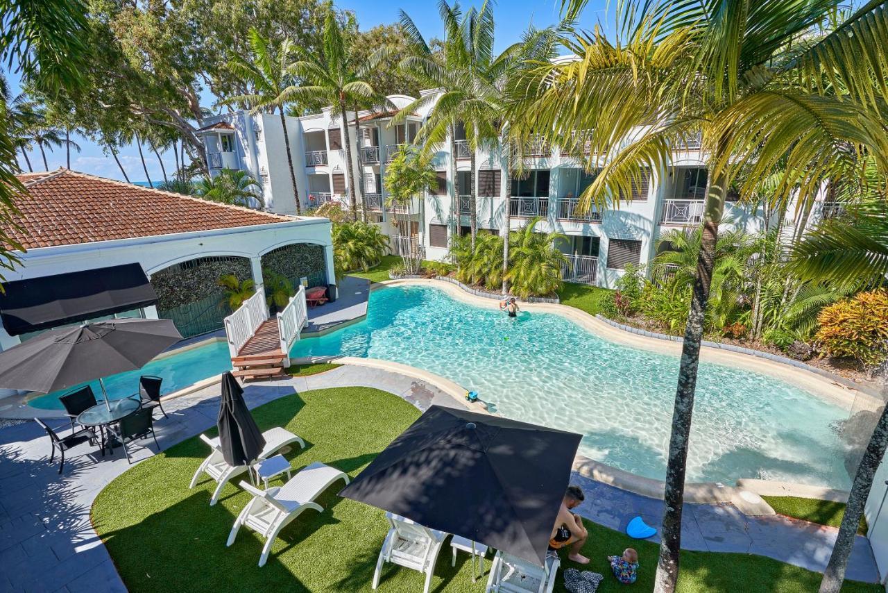 Alassio Beachfront Apartments Palm Cove Exterior foto