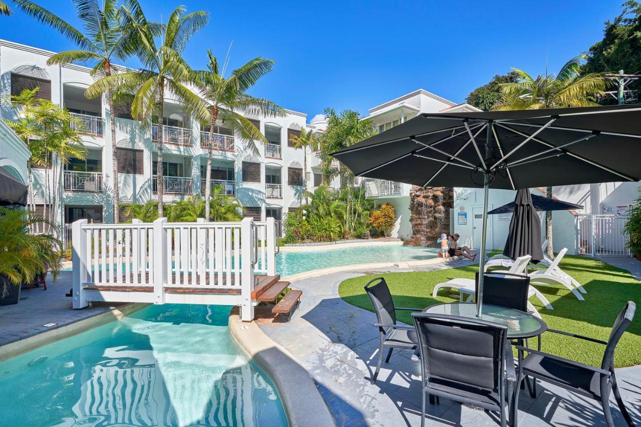 Alassio Beachfront Apartments Palm Cove Exterior foto