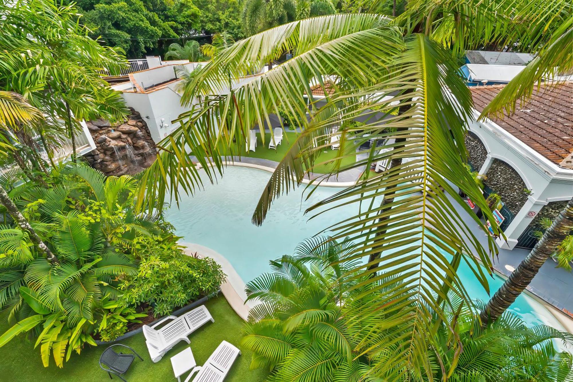 Alassio Beachfront Apartments Palm Cove Habitación foto